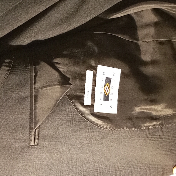 Black 100% wool Joseph Abboud suit - Picture 4 of 7